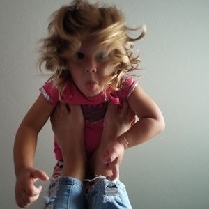 Meet your Posher, Eltonada